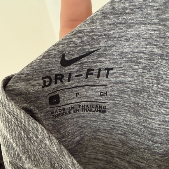 Nike Dri-Fit Racer Back Running Tank Top - Picture 7 of 8